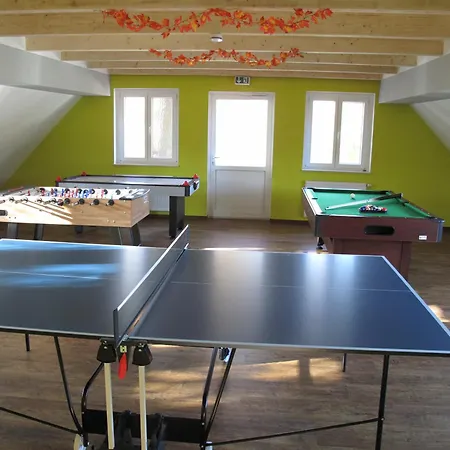 Waldschulheim Halbendorf Spree アパート